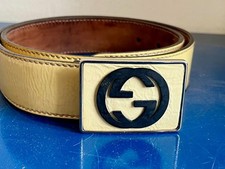 Gucci + gelber Gürtel +