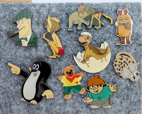 Konvolut comic pins - 9, wdr