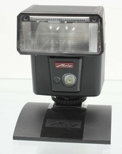 Metz Mecablitz M400 Kompakter Systemblitz für Olympus und Panasonic - 65159