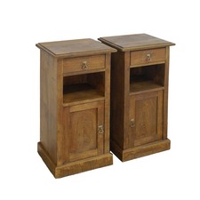 2 Nachtschränke bäuerlich