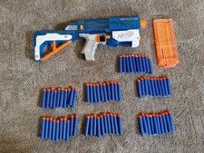 Nerf Retaliator Elite Inklusive Ein Magazine Ohne Vorderes Zubehör + 70 Pfeile
