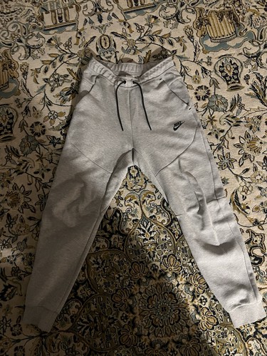 Nike tech fleece - nike,