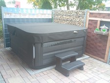 Jacuzzi J35 Premium Spa