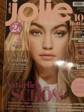 Jolie sexy gigi hadid - jolie, februar
