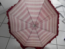 Regenschirm , Taschenschirm mit Rüschen für Karneval oder Fasching