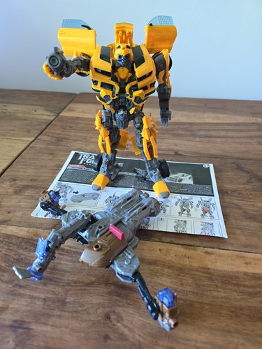 Hasbro transformers dark - transformers,