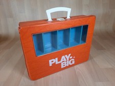 Play Big, Sammel- und