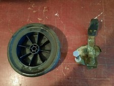 Rad D=180mm mit Achse und Verstellung  aus Fleurelle Rasenmäher E451