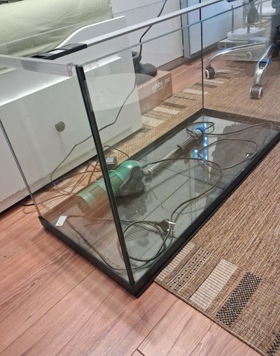 Aquarium von eheim mit - ,