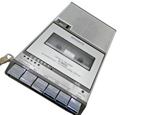 MAGNAVOX Cassetten Recorder