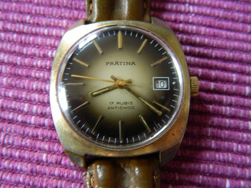 Nachlass-Prätina-Armbanduhr