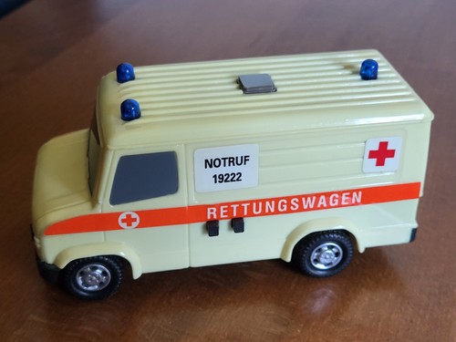 Krankenwagen modell dickie - modell,