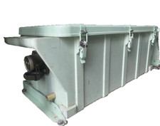 BW Batteriekasten 24 V Natosteckdose Batteriebehälter Bundeswehr Shelter Batteri