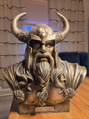 Büste odin - büste,