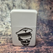 Benzinfeuerzeug Soldat