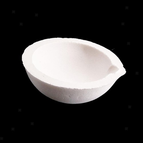 Schmelztiegel aus weißem