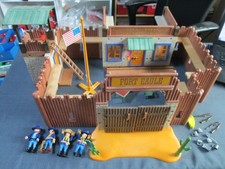 Playmobil  -  großes Fort