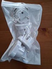 1 Packung mit 4 Steckern, Reiseadapter, UK auf DE Adapterstecker, Marke Oliveria