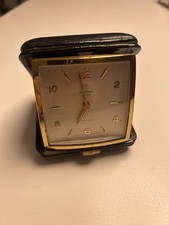 Junghans Uhr aufziehen