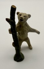 Lineol Eisbär am Baum