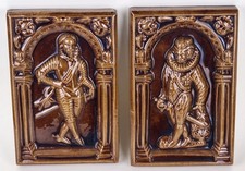 Zwei Keramik Ofenkacheln