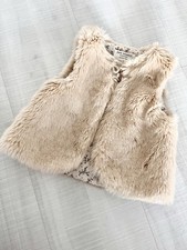 Süße Fellweste ZARA Gr. 86