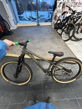 Specialized P.2 Dirt Jump Bike