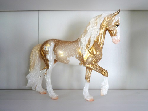 Breyer scandi surprise horse - surprise,