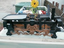 Alte Küchenwaage , Krämerwaage aus Gußeisen ca. 1910-20 ( nur für Deco)