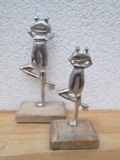 Aufsteller Tanz Frosch auf