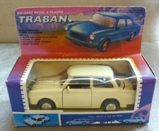 Spielzeugauto Trabant 601 Limousine Rückzugmotor grau-beige