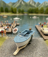 Wiking Motorboot auf Anhänger