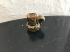 Krug  braun ca. 2cm breit ca. 2cm hoch  Setzkasten Miniatur