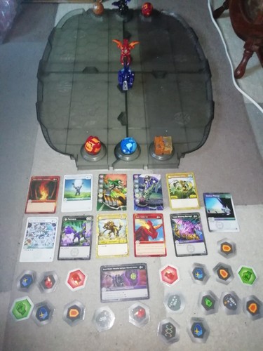 Bakugan battle arena und - bakugan,