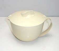 Tupperware Tupperwave
