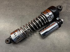 Showa Stoßdämpfer Federbein