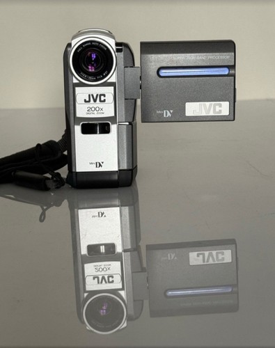 Sehr schöner minidv camcorder - sehr,