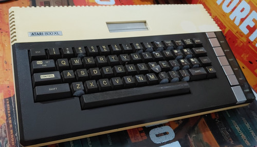 Atari 800 - atari,
