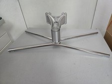 Loewe Tischfuß stammt von Connect 40 passt für fast alle aktuellen Geräte.