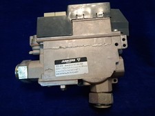 Junkers Gasarmatur  8747003005