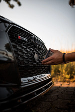 Zubehör Wabengrill (RS) Magnet Kennzeichenhalter | rahmenlos | unsichtbar