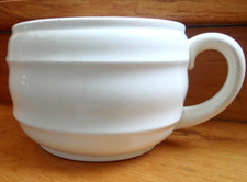 Antiker Nachttopf Keramik cremefarben mit Henkel gemarkt ca. 100 Jahre  alt