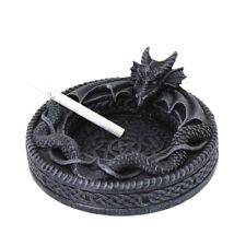 Aschenbecher mit Drachenkopf und der Körper windet sich um Ascher