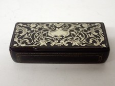 Tolle antike Lack Tabatiere  mit Echtsilbereinlagen 19. Jahrhundert