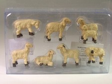 Krippentiere weiße Schafe