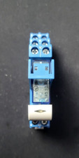 Finder 48.52.7.024.0050 Koppelrelais Industrierelais 24 V DC 2 Wechsler 8 A NEU