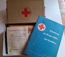 DDR Sanikasten Verbandskasten