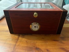 Humidor mit Hygrometer - sehr