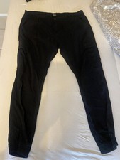 Urban Classics Cargohose Schwarz Grösse 42 ungetragen