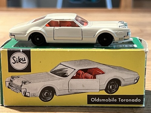 Siku v267 oldsmobile toronado - v267,